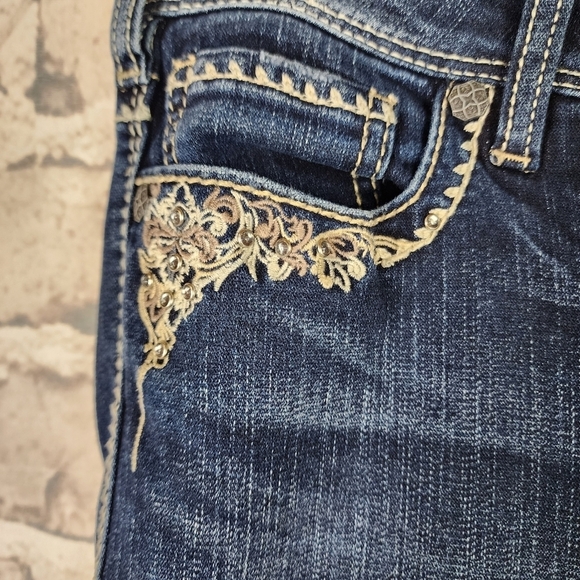 Silver Jeans Tuesday Low Rise Factory Fade Whiskered Size W29/L33 Dark Wash - Picture 7 of 16